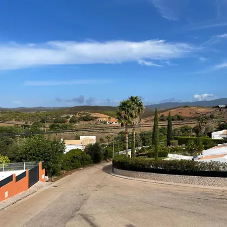 בית נופש Casa De Ferias, Monte Canelas
